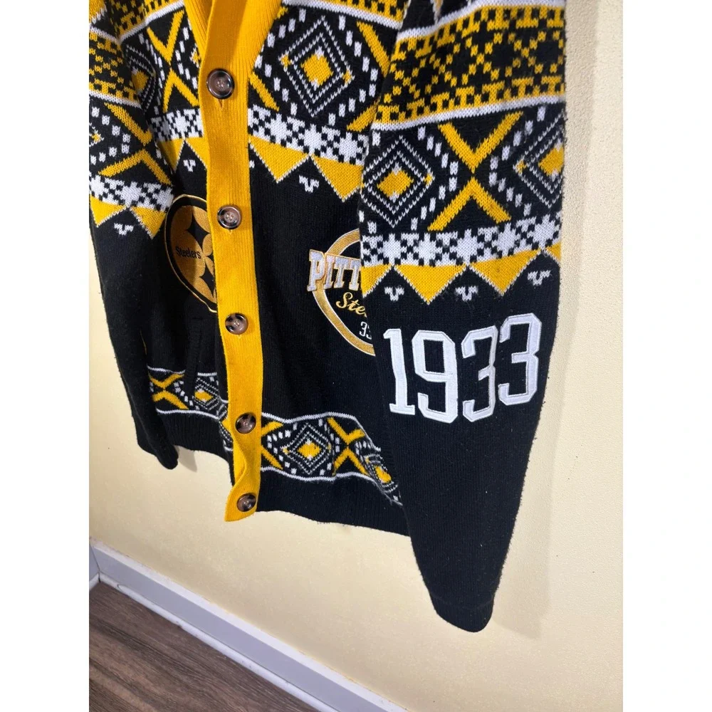 NFL Team Apparel Pittsburgh Steelers Cardigan Sweater Black Gold 2XL 1933 Shawl